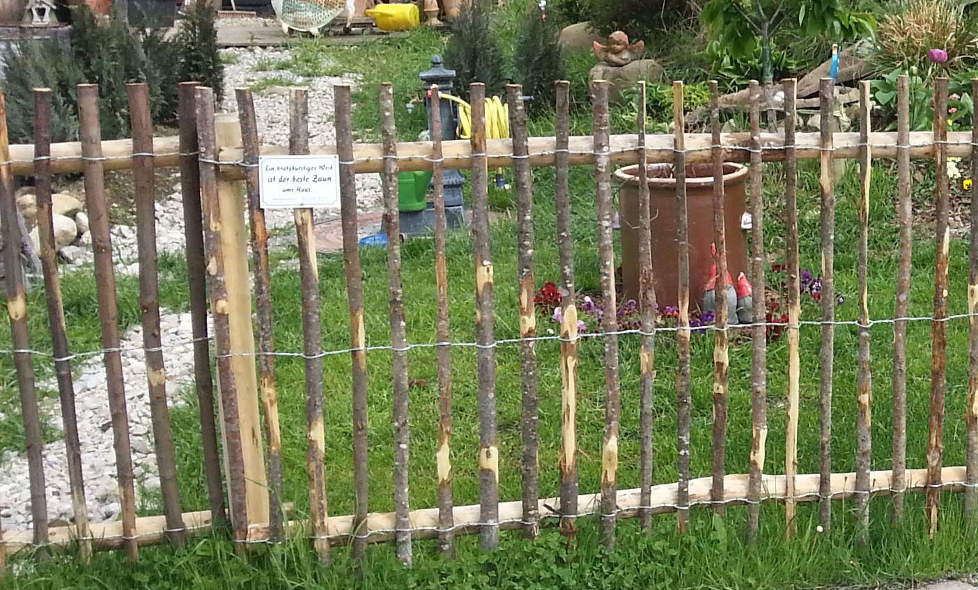 Staketenzaun_Alpen5a841be51f79d Staketenzaun_Alpen.jpg