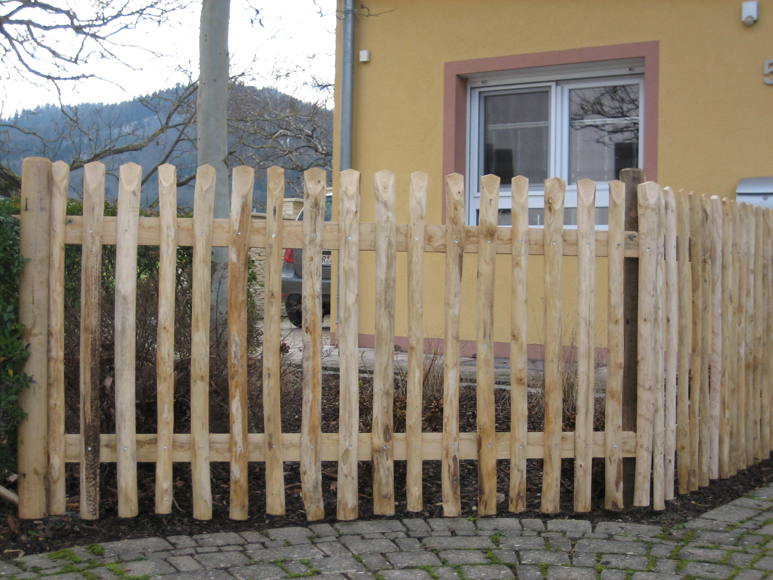 Kastanienzaun Kastanienholz Lattenzaun
